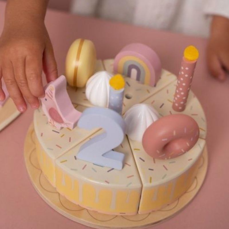 1234-8d5b1790-800-Torta-di-compleanno-rosa