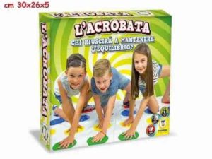 L'Acrobata Prova a Mantenere L'Equilibrio